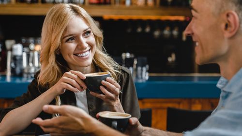 Flirting Tips, Chat Starters & Flirty Lines – The Ultimate Guide To Flirt With Your Crush 